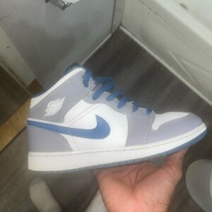 Jordan Women's Sneakers - Blue and Gray